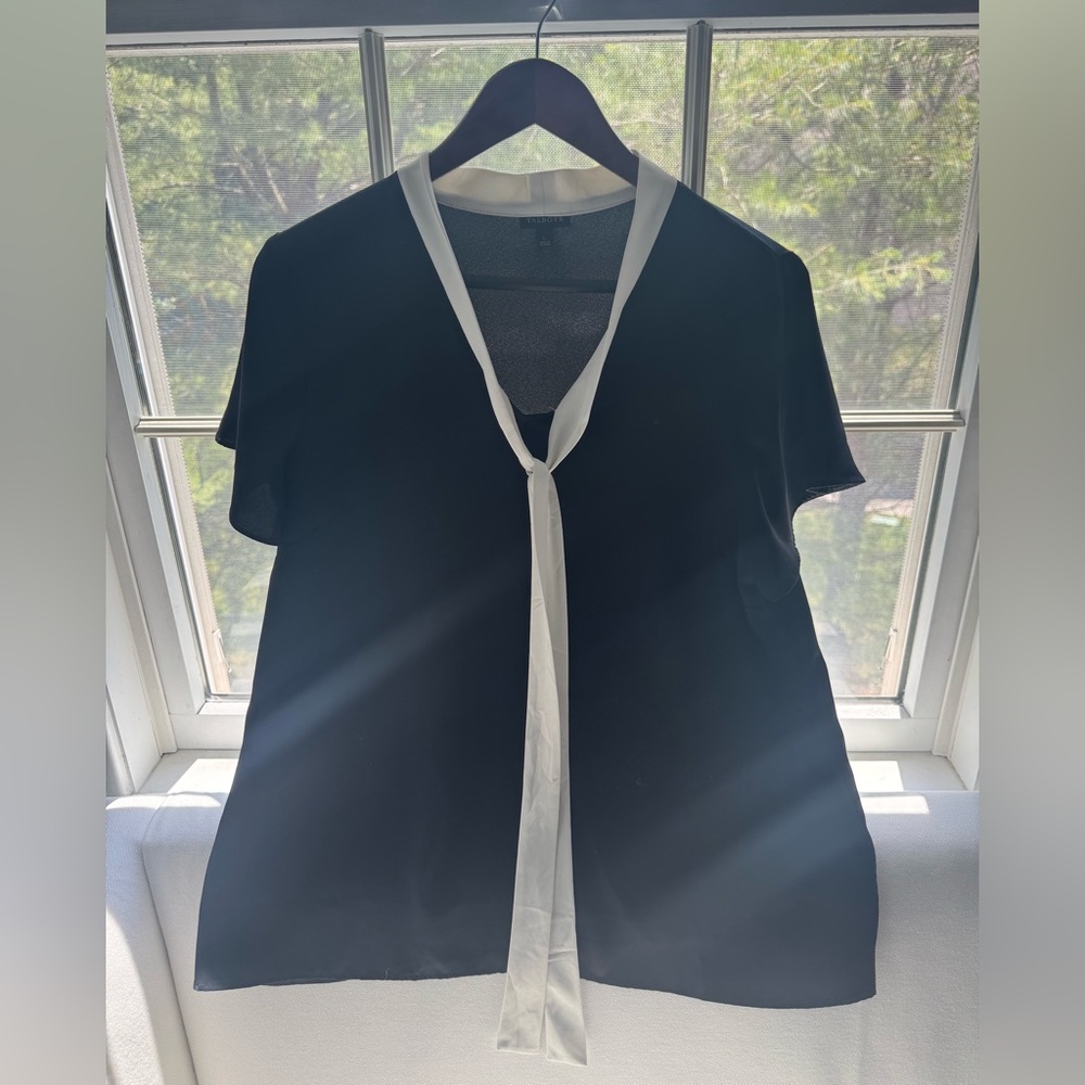 Talbots Black Ivory V-Neck Blouse with Neck Tie Size Large Elegant Classic